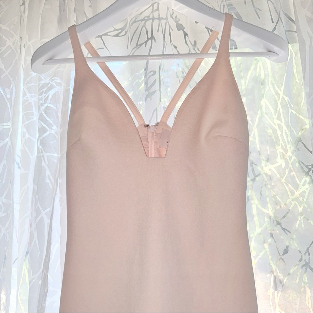 CINQ A SEPT ARA LIGHT PINK PLUNGE DEEP V-NECK SLEEVELESS FITTED MINI DRESS - Picture 4 of 12